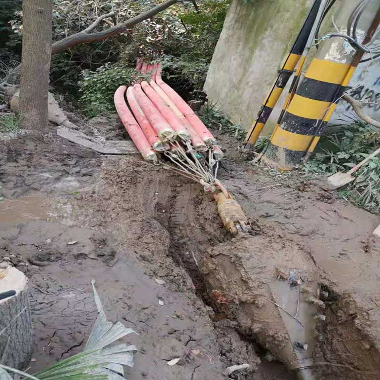 新村镇拖拉管